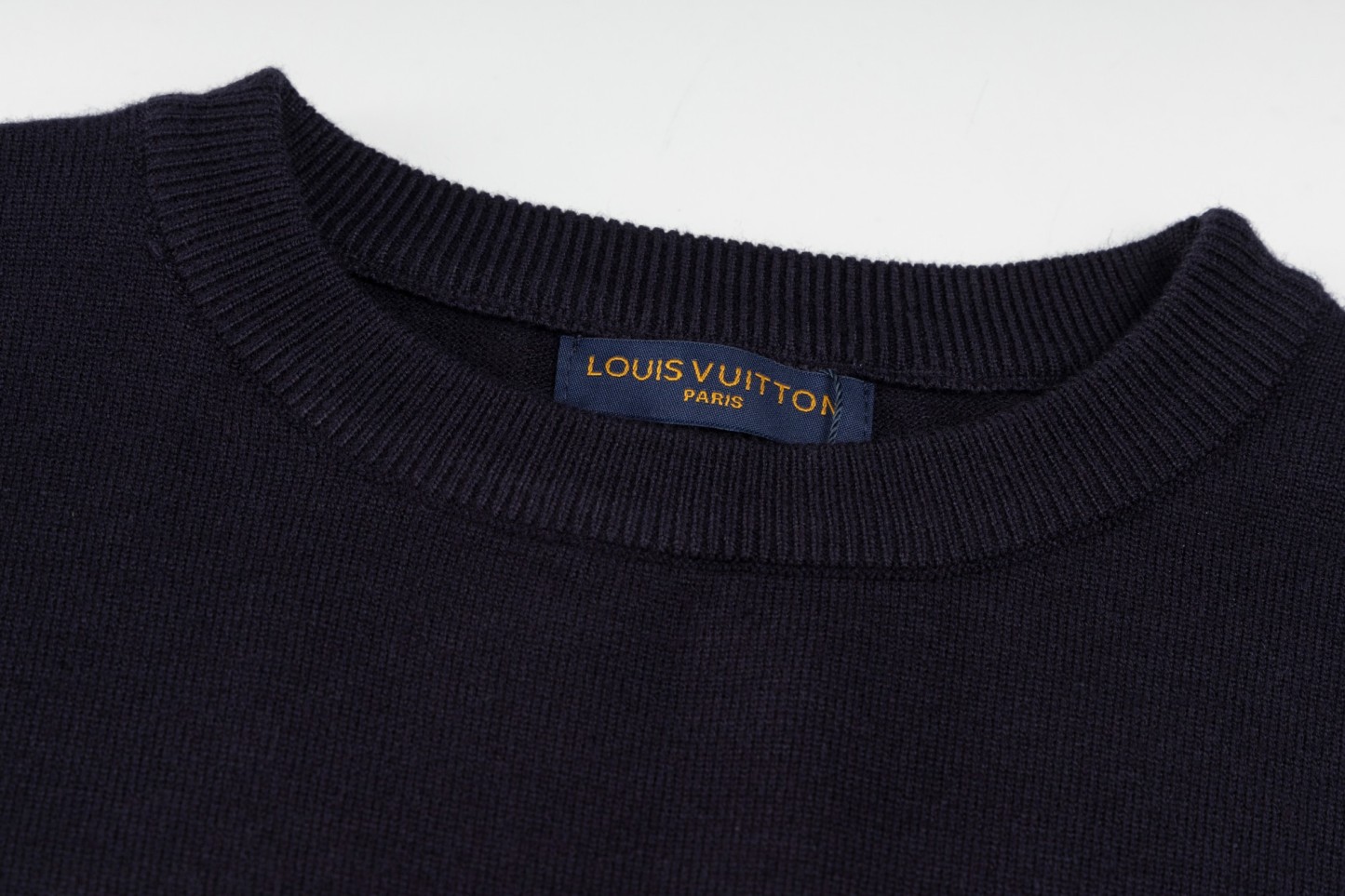 【LOUIS VUITTON旗艦店】ルイヴィトン セーター ご好評に付き再入荷！