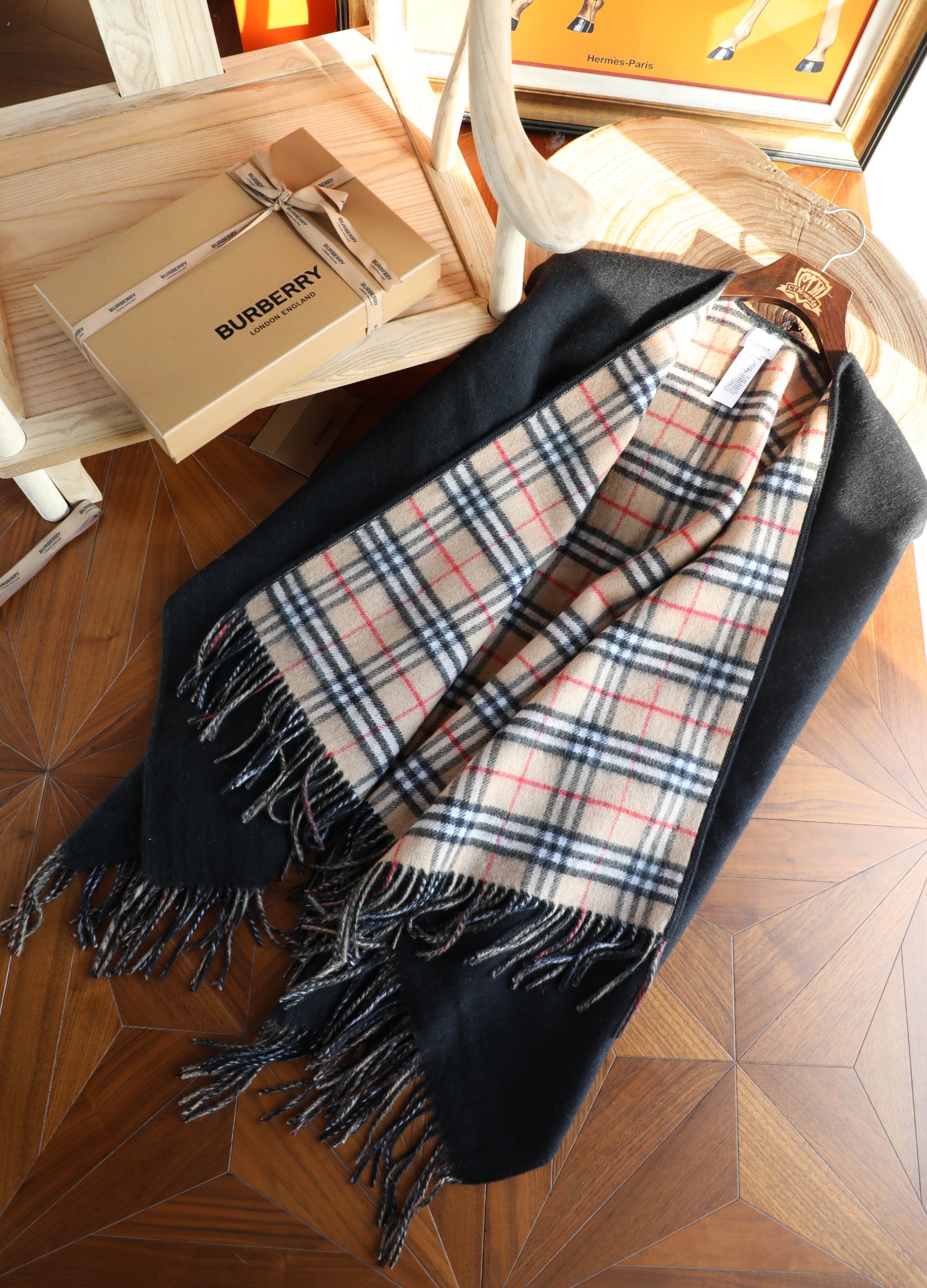 【BURBERRY旗艦店】バーバリー マント ショール ご好評に付き再入荷！