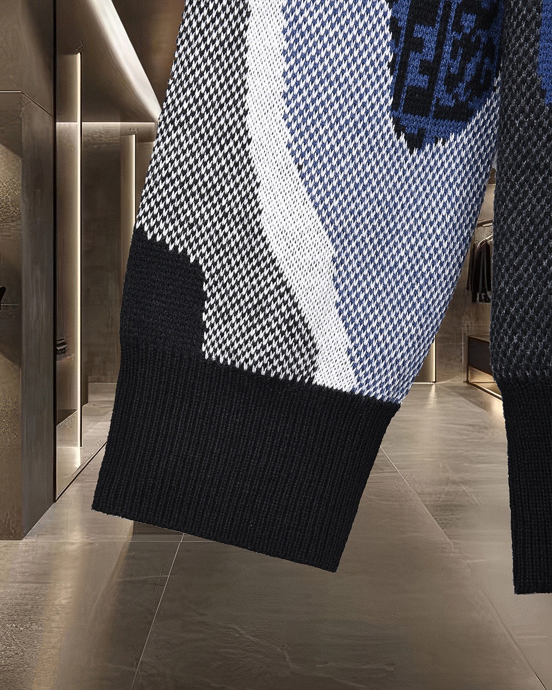 【FENDI旗艦店】フェンディ セーター 男女兼用 ご好評に付き再入荷！