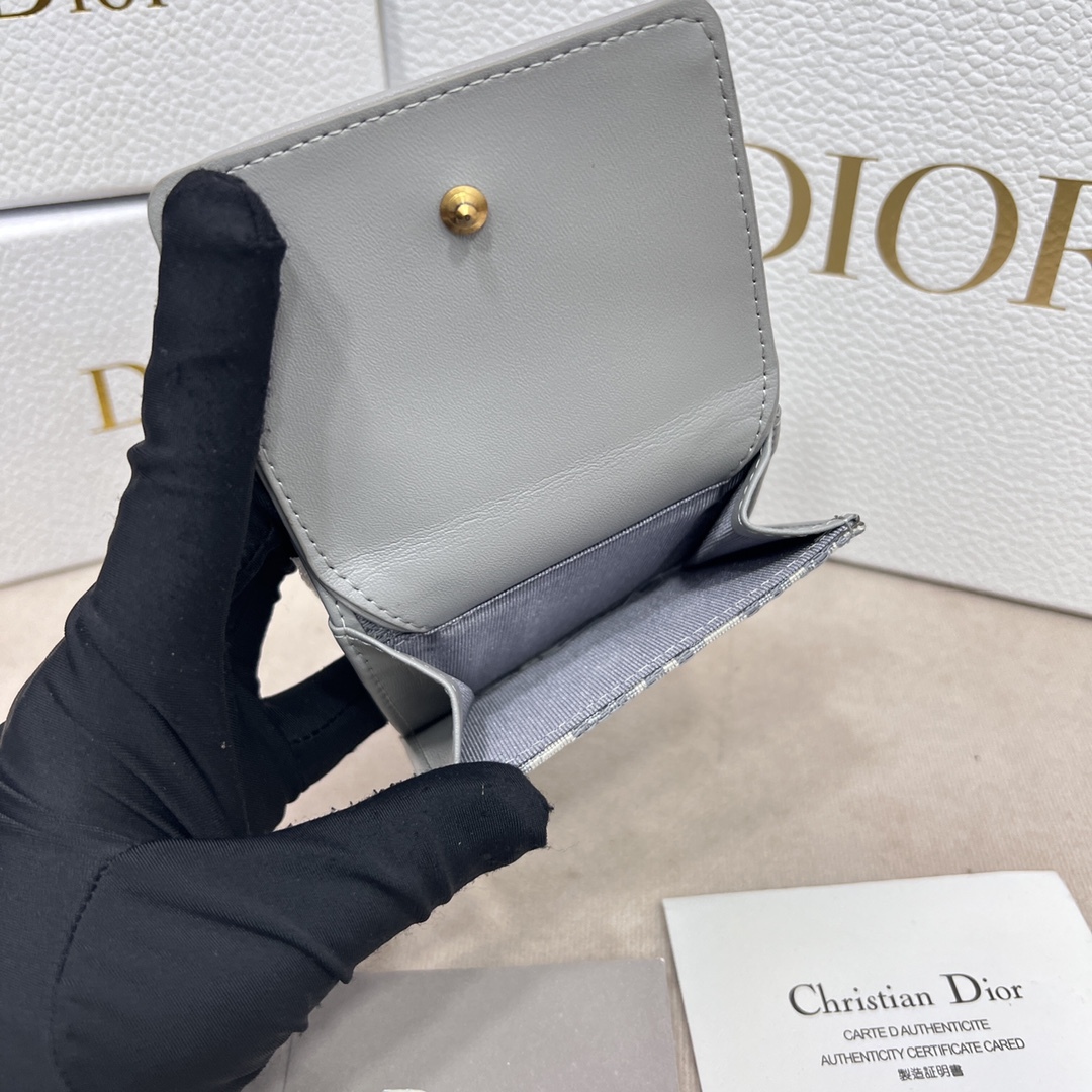 【限定】DIOR❤️30 Montaigneショートウォレット 免税