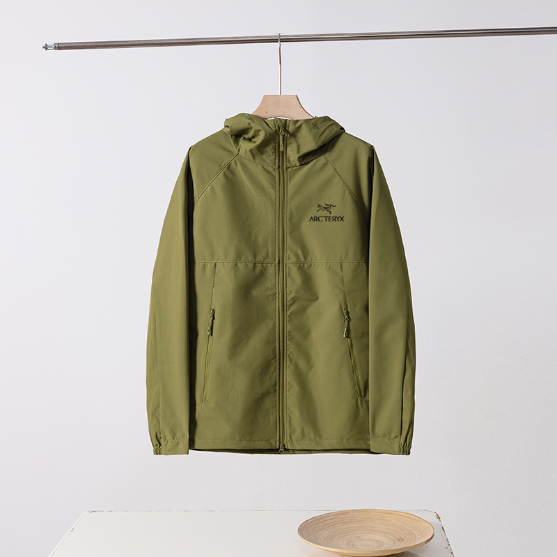 【ARC'TERYX】アウトドアジャケット
