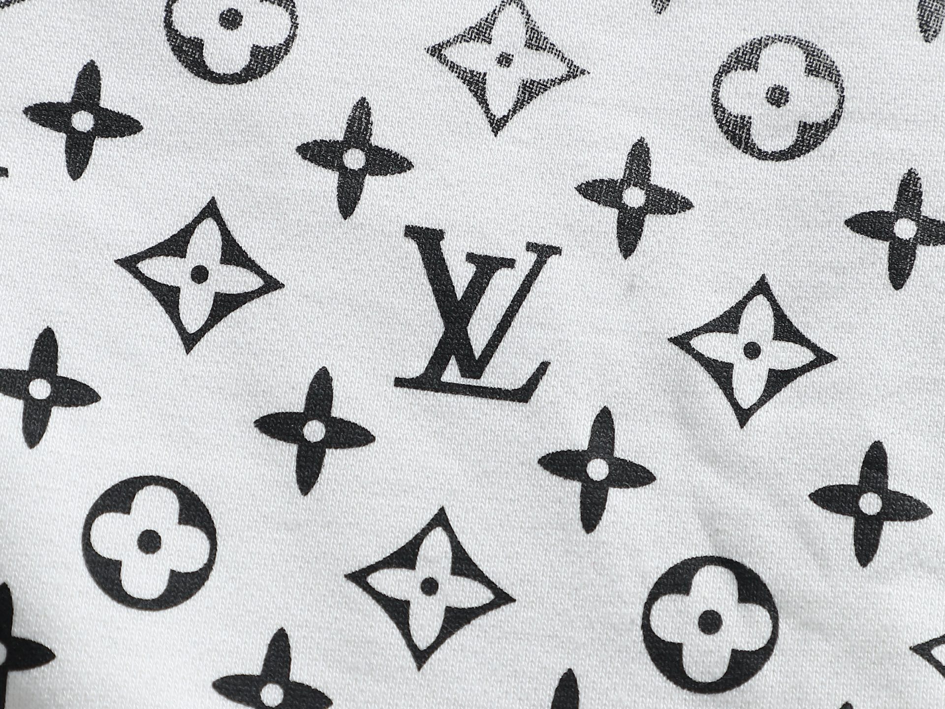 【LOUIS VUITTON】長袖 T シャツ