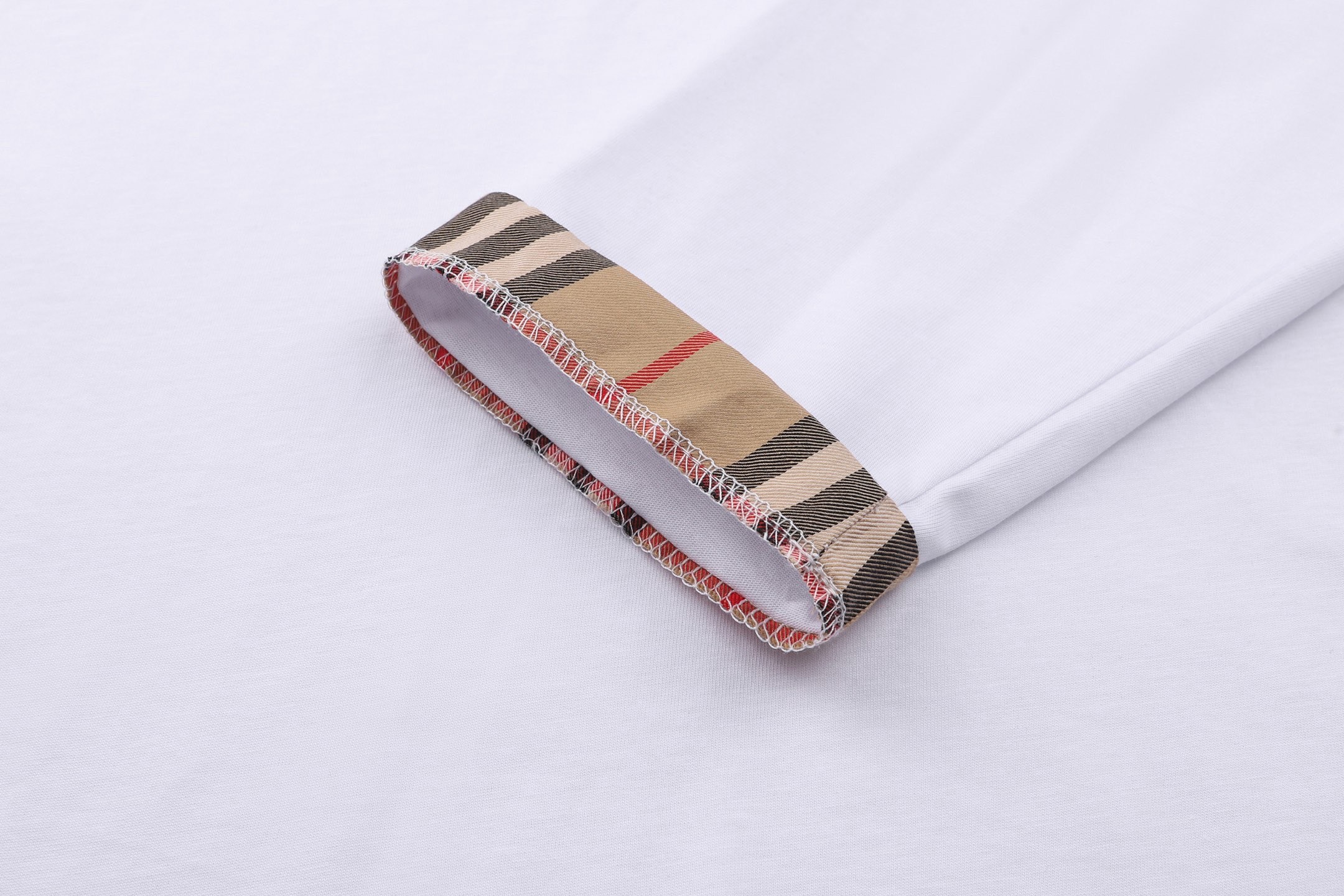【BURBERRY】長袖 T シャツ