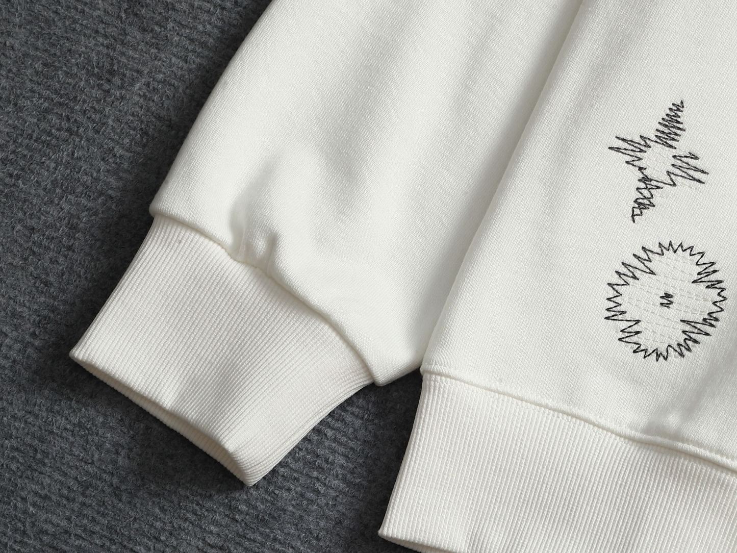 【LOUIS VUITTON】刺繍長袖 T シャツ