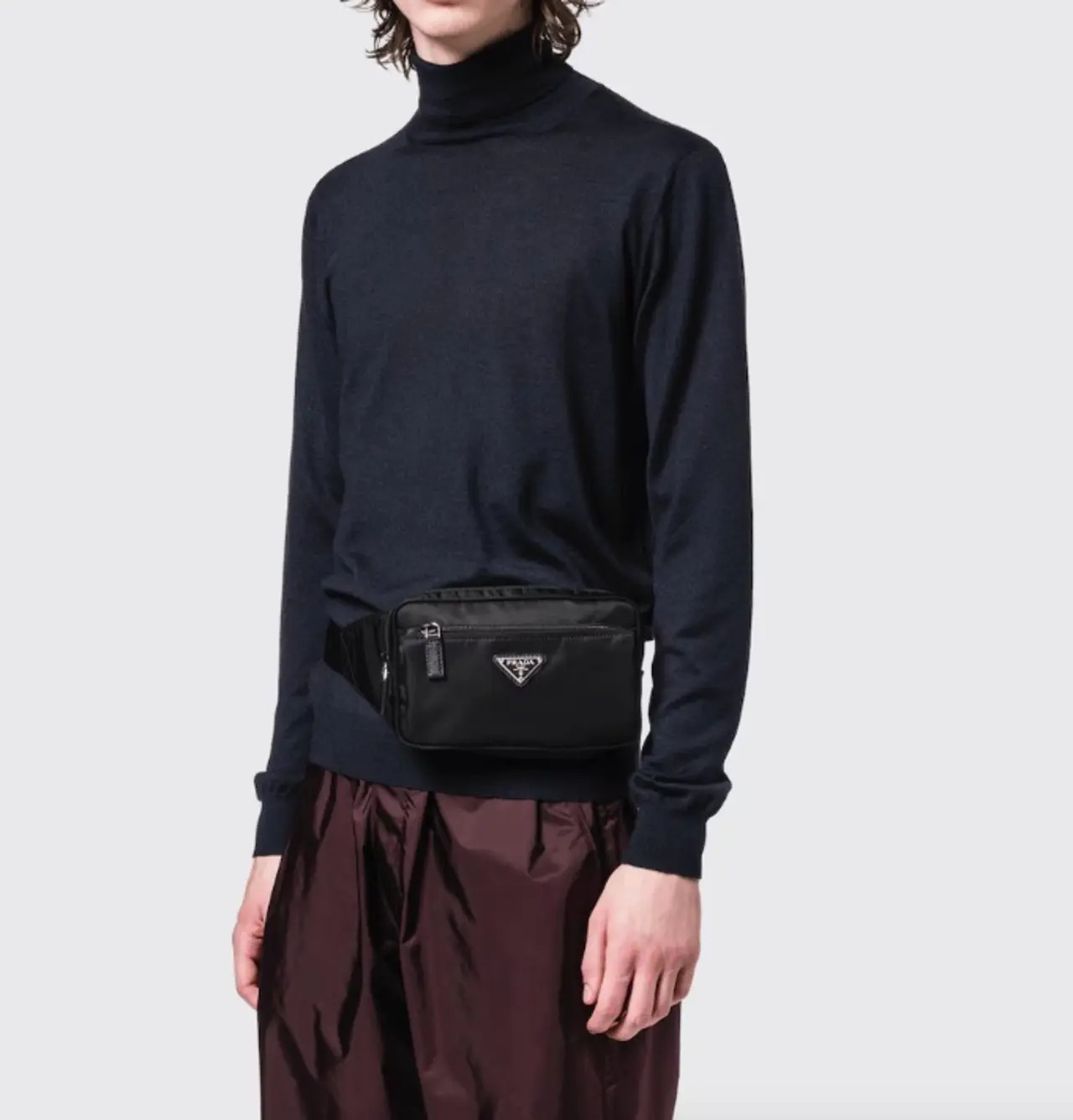 国内発送関税込【PRADA】プラダ ボディバッグ