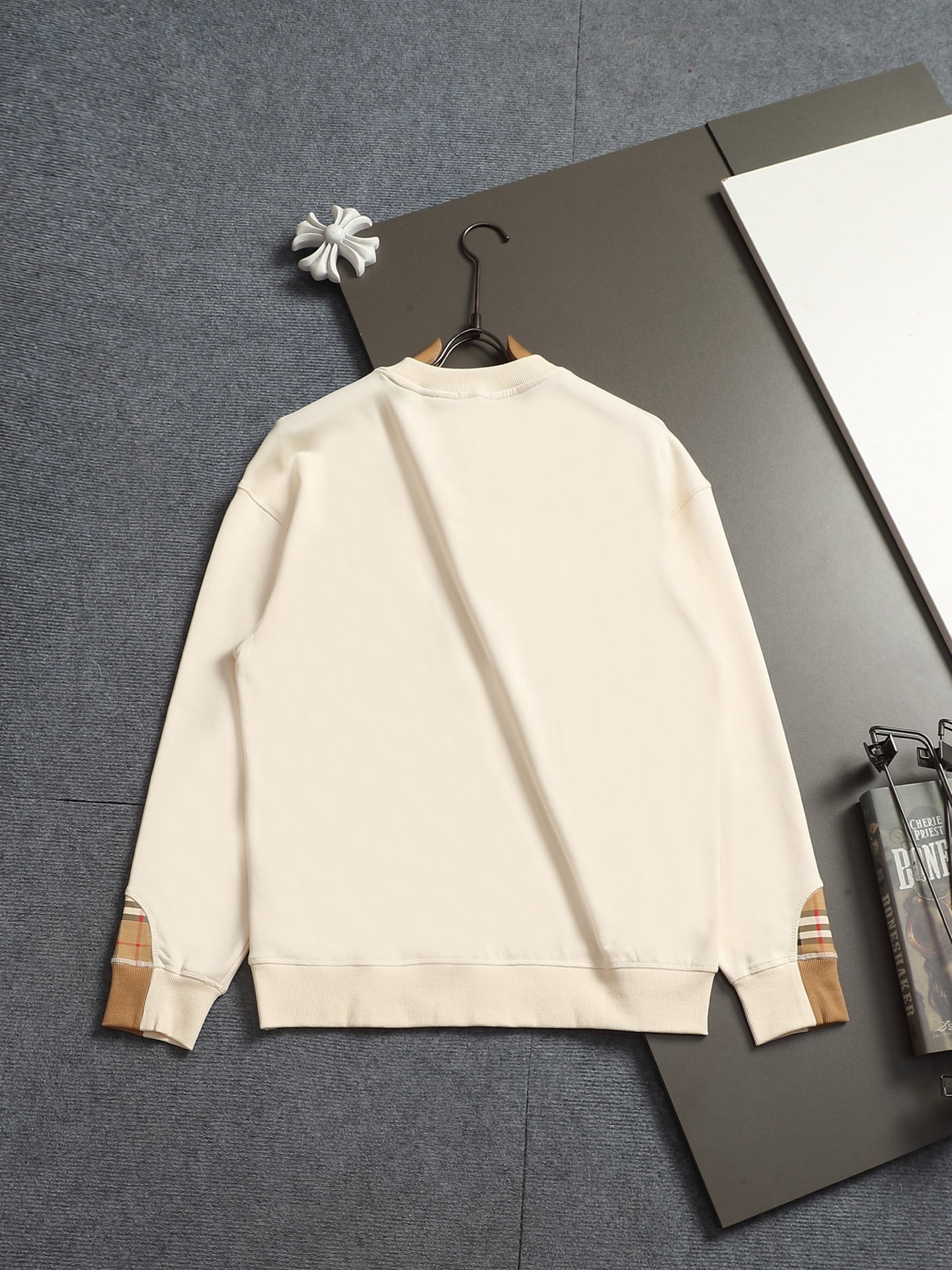 【BURBERRY】長袖 T シャツ