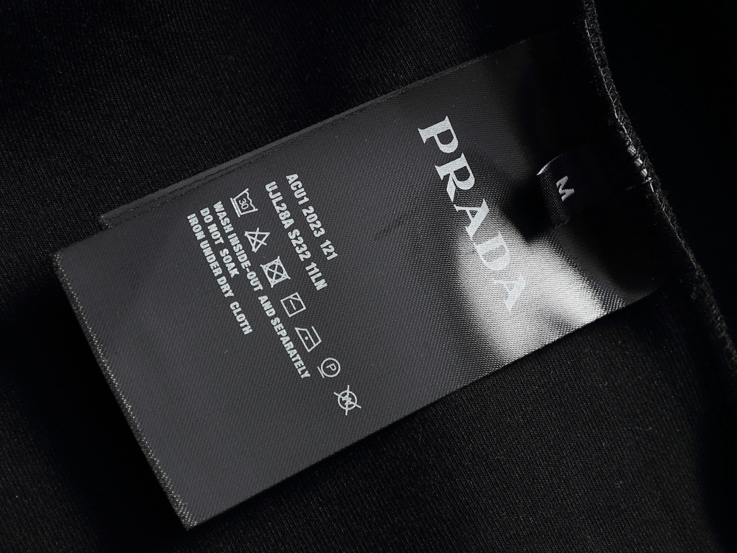 【PRADA】長袖 T シャツ