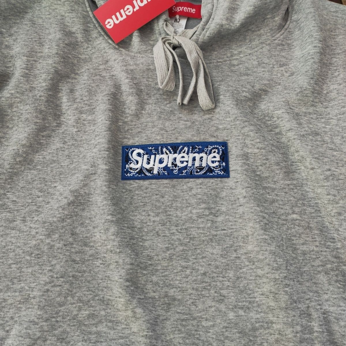 【SUPREME旗艦店】 パーカー ご好評に付き再入荷！