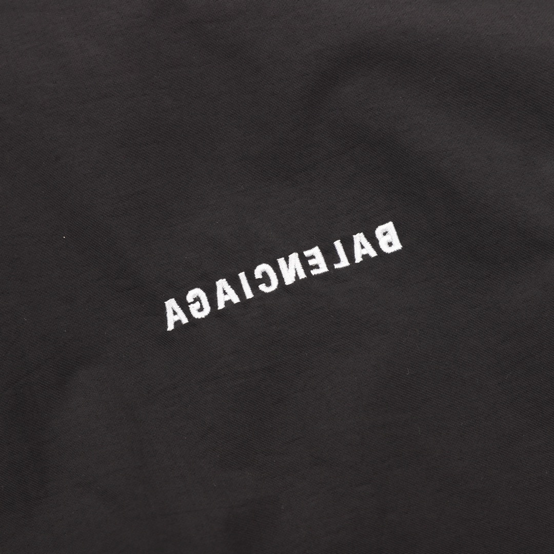 【BALENCIAGA】レター刺繍ジャケット