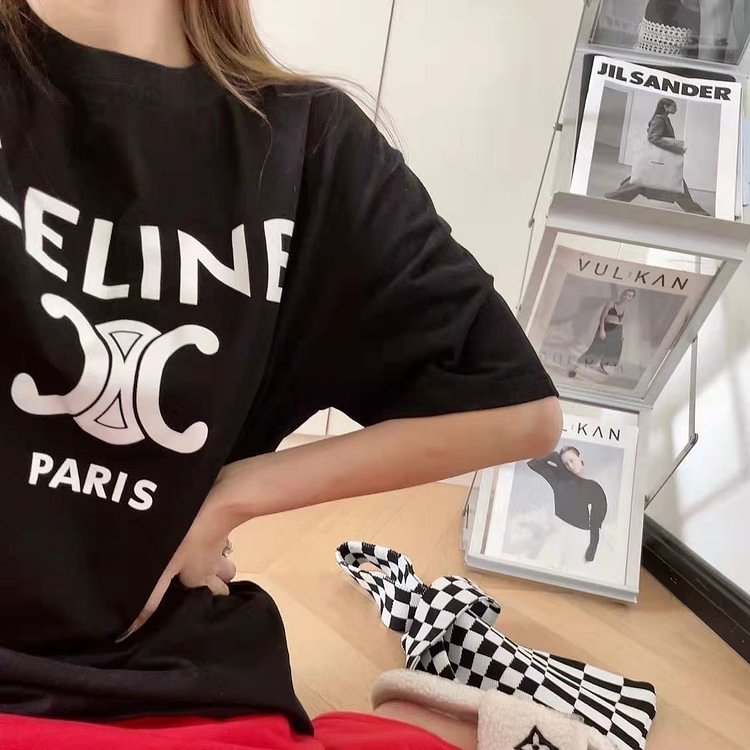【CELINE】（セリーヌ）男女兼用、ご好評に付き再入荷！