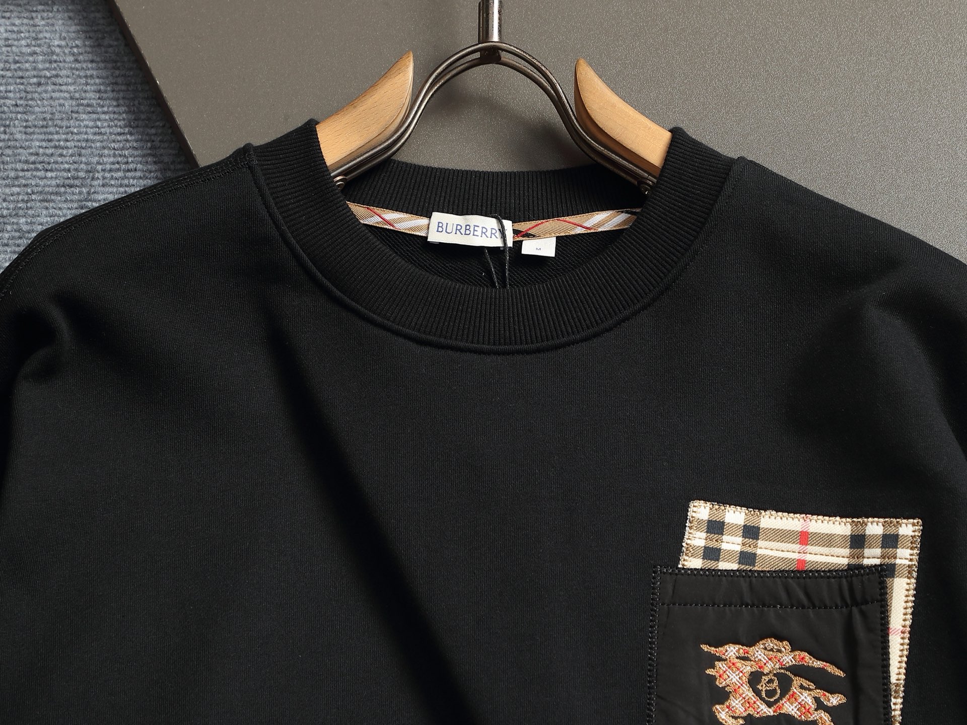 【BURBERRY】長袖 T シャツ