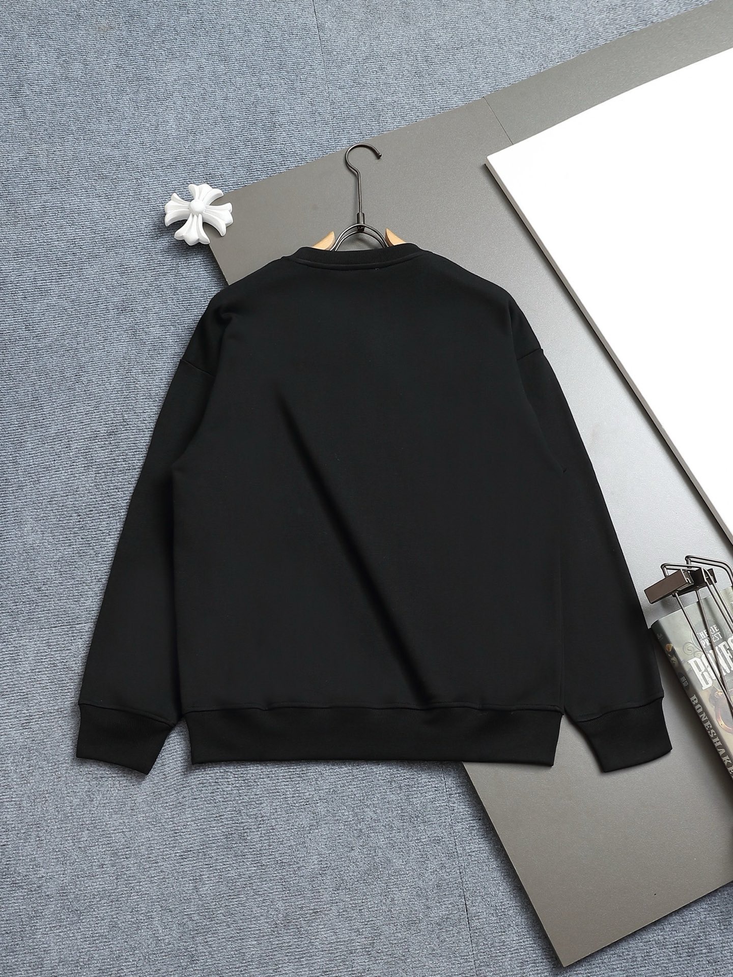 【BURBERRY】プリント長袖 T シャツ