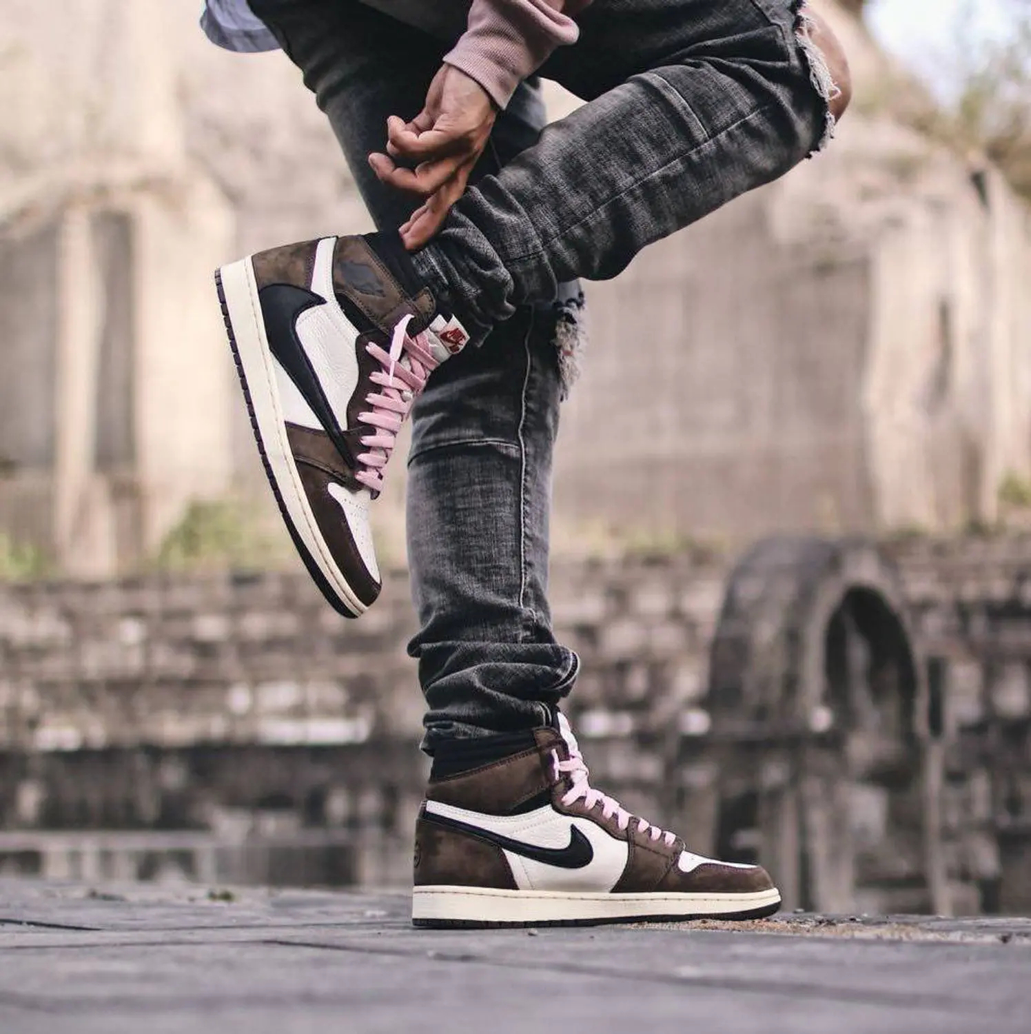 NIKE Jordan 1 Retro High Travis Scott ジョーダン 1 レトロ