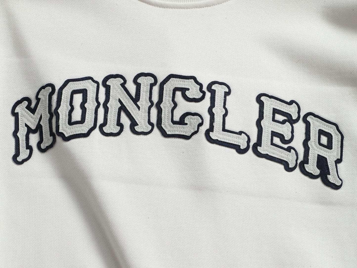 【MONCLER】刺繍長袖 T シャツ