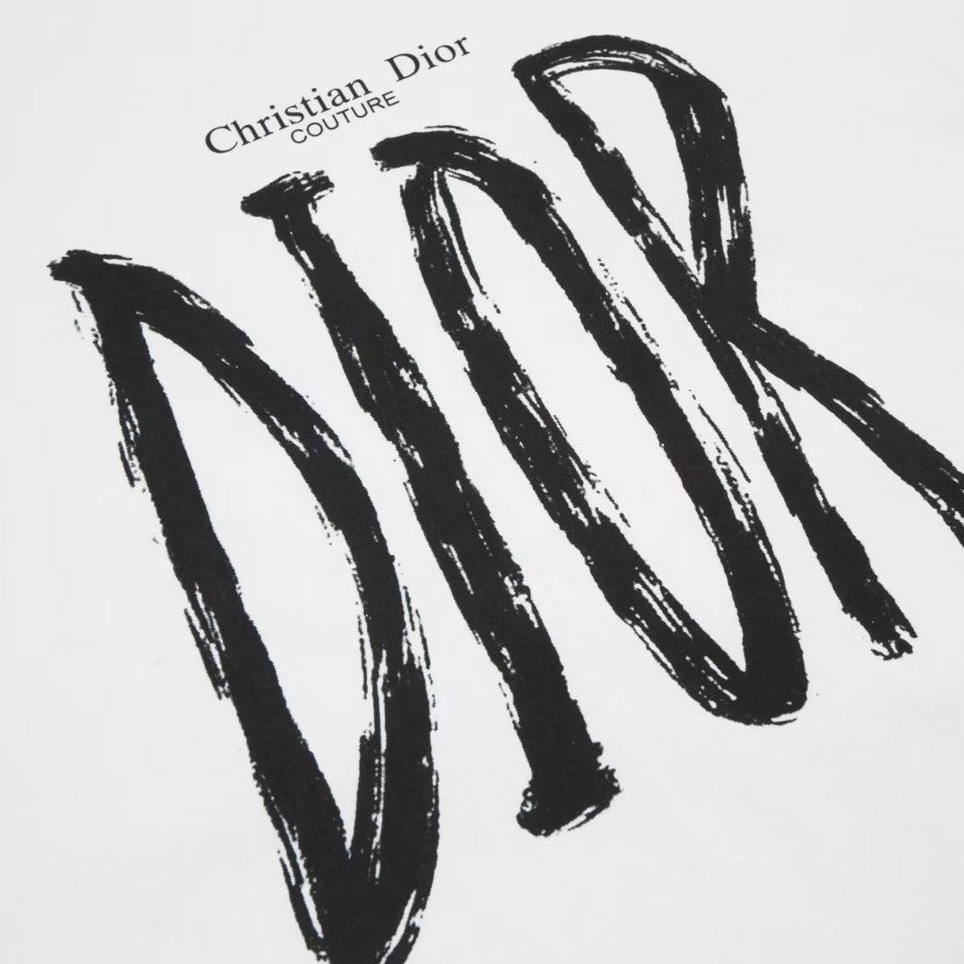 【DIOR】（ディオール）半袖 ご好評に付き再入荷！