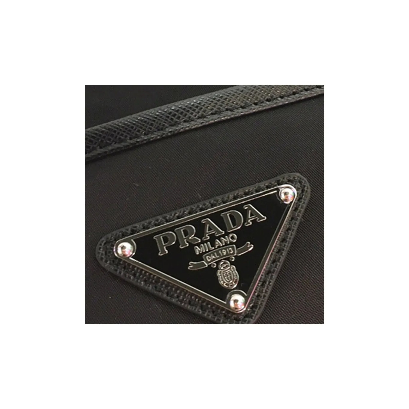 PRADA ☆ナイロンXサフィアーノレザー クロスボディバッグ