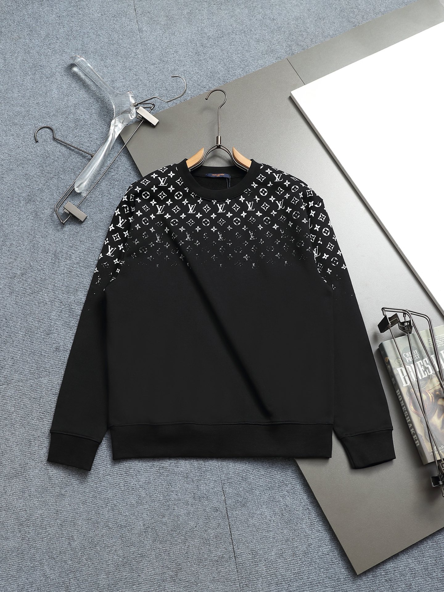 【LOUIS VUITTON】長袖 T シャツ