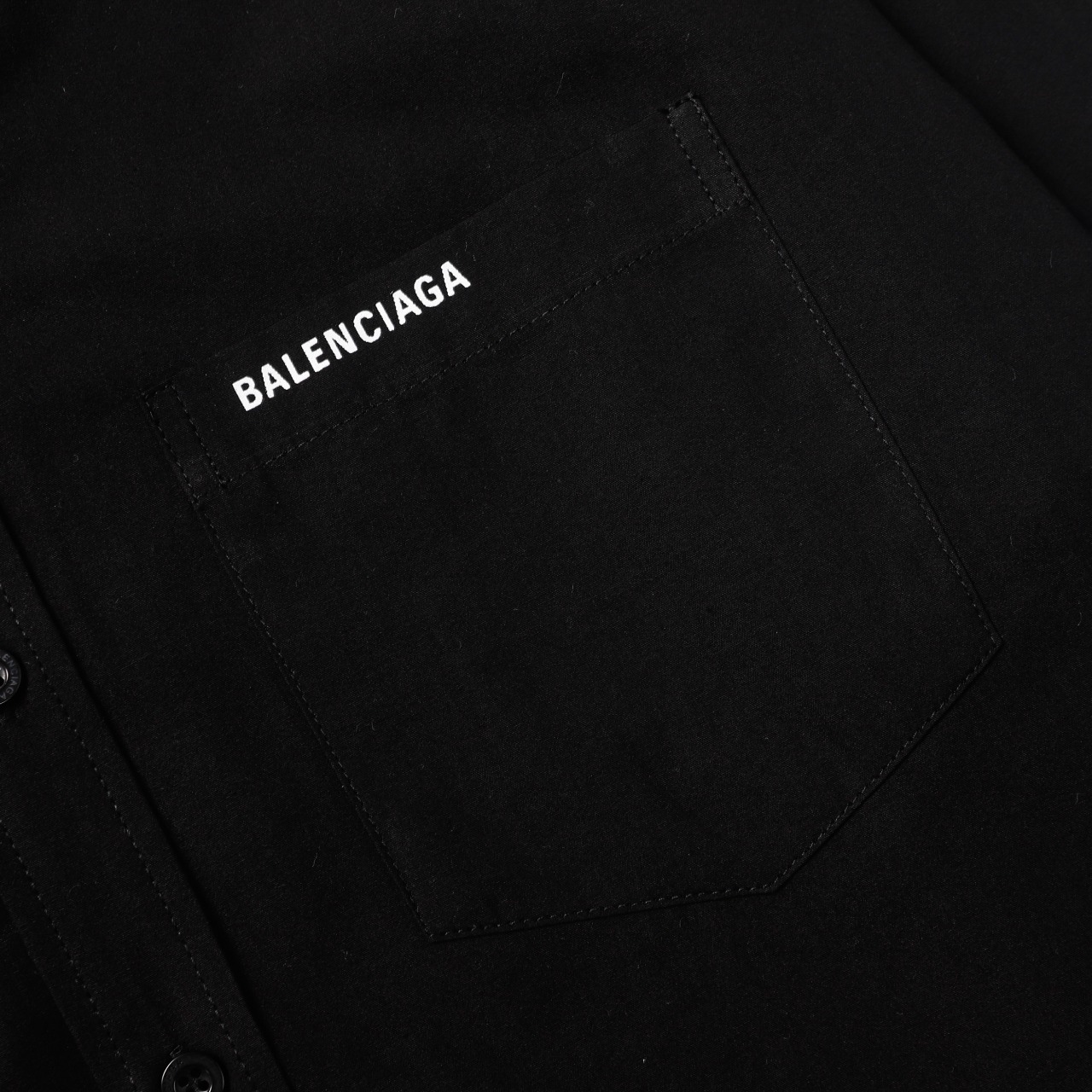 【 BALENCIAGA 公式旗艦店】 バレンシアガ シャツ ご好評に付き再入荷！