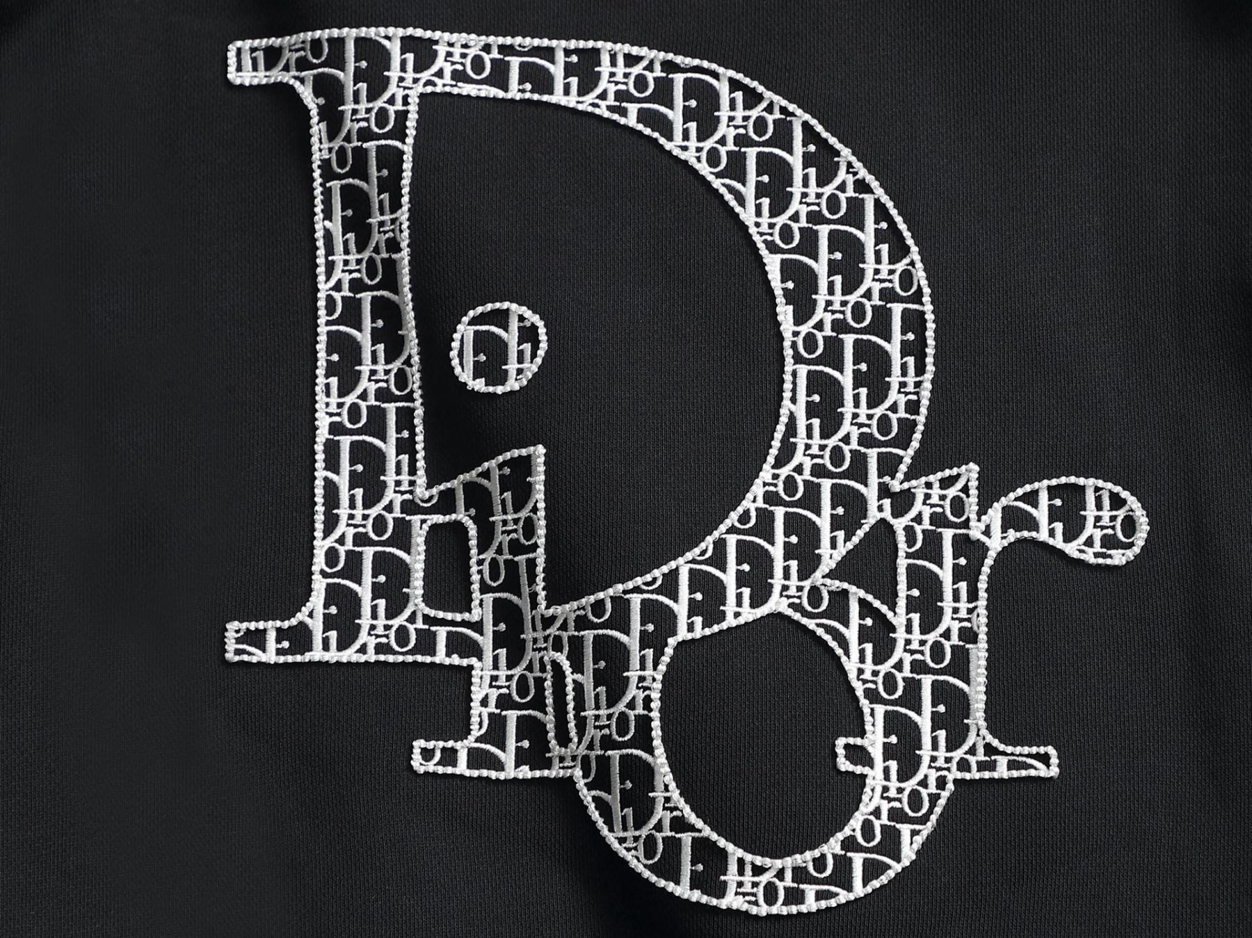 【DIOR】刺繍長袖 T シャツ