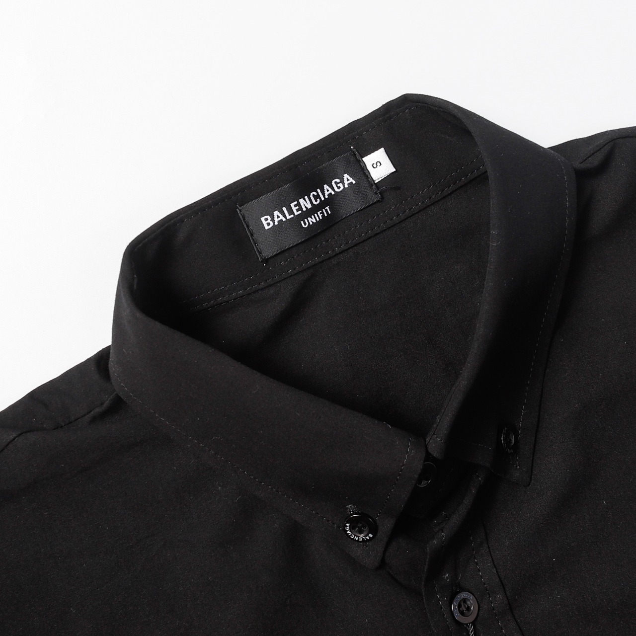【 BALENCIAGA 公式旗艦店】 バレンシアガ シャツ ご好評に付き再入荷！
