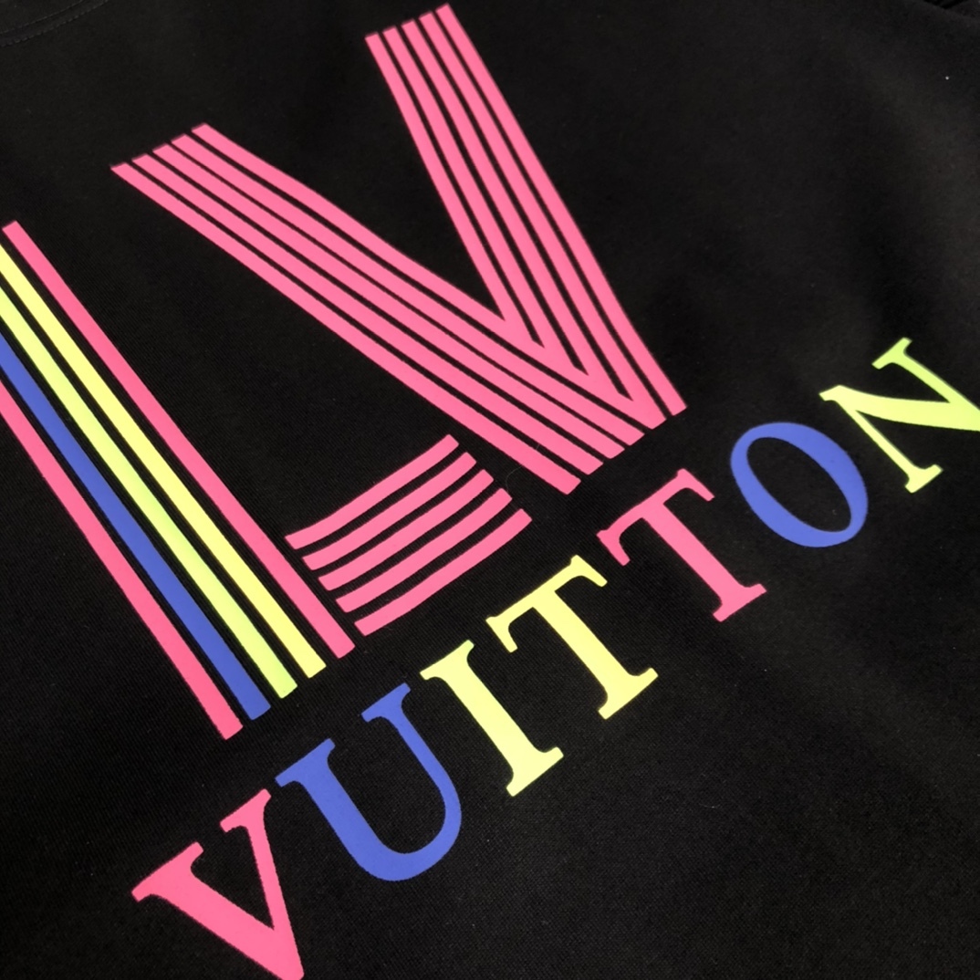 【LOUIS VUITTON】ルイヴィトン 半袖Tシャツ 男女兼用、ご好評に付き再入荷！