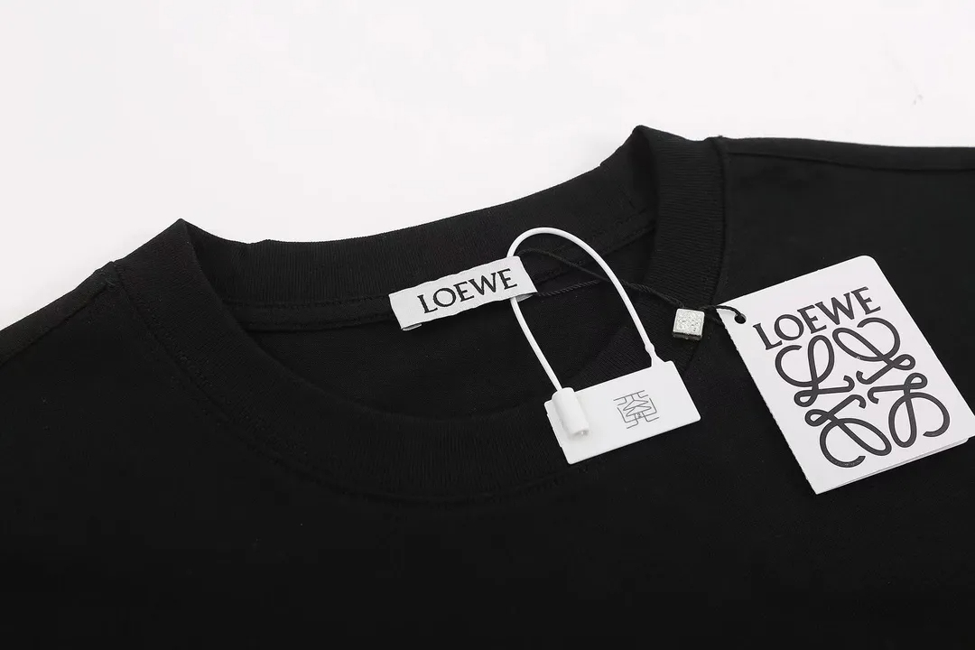 【LOEWE 公式旗艦店】ロエベ Tシャツ ご好評に付き再入荷！