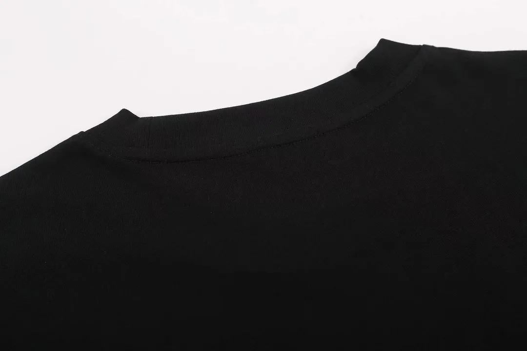 【LOEWE 公式旗艦店】ロエベ Tシャツ ご好評に付き再入荷！