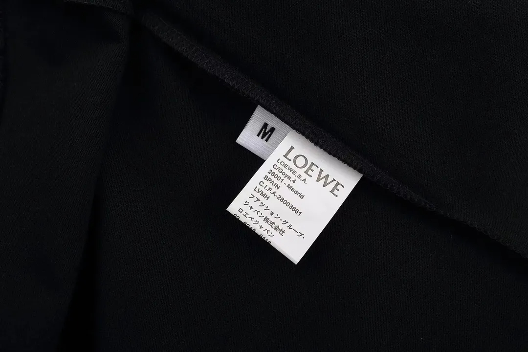 【LOEWE 公式旗艦店】ロエベ Tシャツ ご好評に付き再入荷！