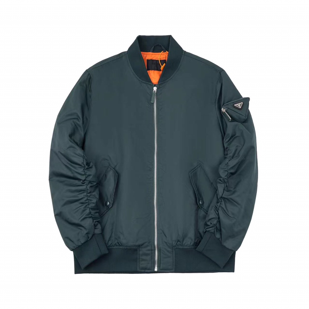 【PRADA旗艦店】プラダ ジャケット ご好評に付き再入荷！