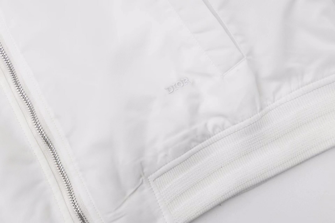 【DIOR公式旗艦店】ディオール ジャケット 綿入り ご好評に付き再入荷！