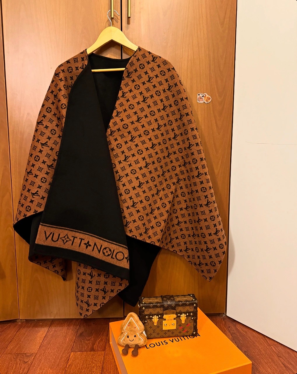 【LOUIS VUITTON旗艦店】ルイヴィトン マント ショール ご好評に付き再入荷！