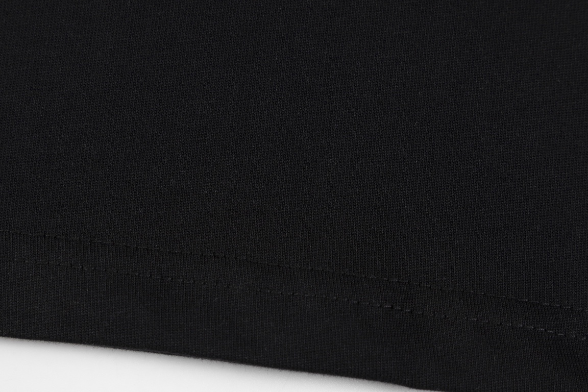 【LOUIS VUITTON】ルイヴィトン 半袖Tシャツ 男女兼用、ご好評に付き再入荷！