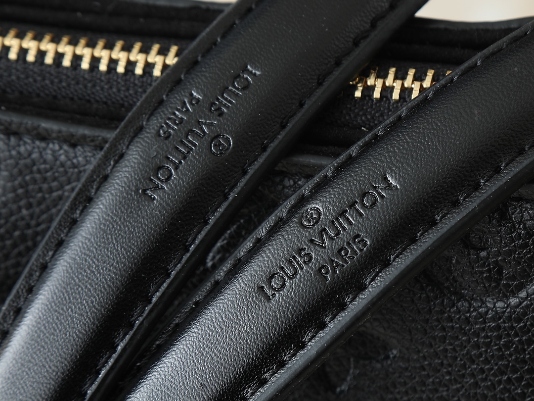 LOUIS VUITTON ルイヴィトン  SURENE BB クロスボディバッグ