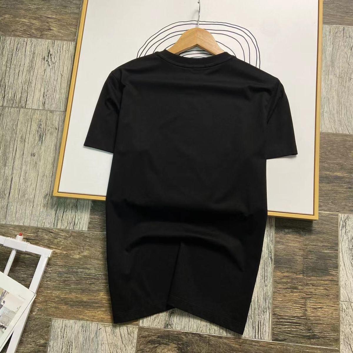 【FENDI公式旗艦店】フェンディ 半袖 Tシャツ ご好評に付き再入荷！