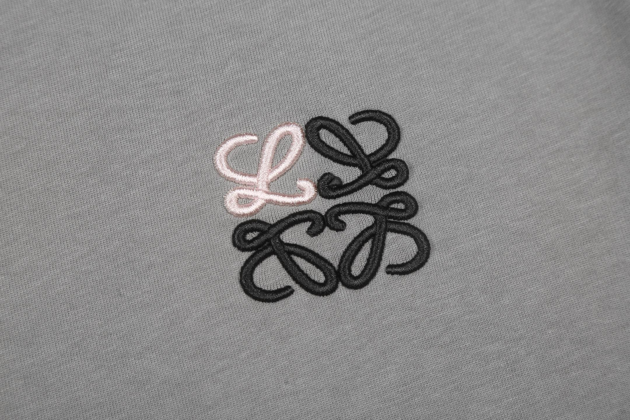 【LOEWE 公式旗艦店】（ロエベ）半袖Tシャツ、ご好評に付き再入荷！