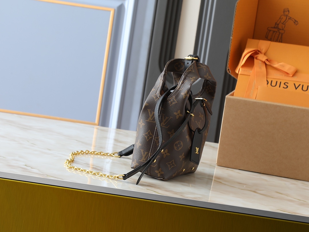 LOUIS VUITTON ルイヴィトン Atlantis BB M46816 ハンドバッグ