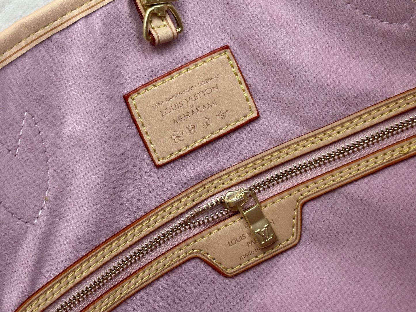 LOUIS VUITTON（ルイヴィトン）NEVERFULL ミドルサイズのハンドバッグ