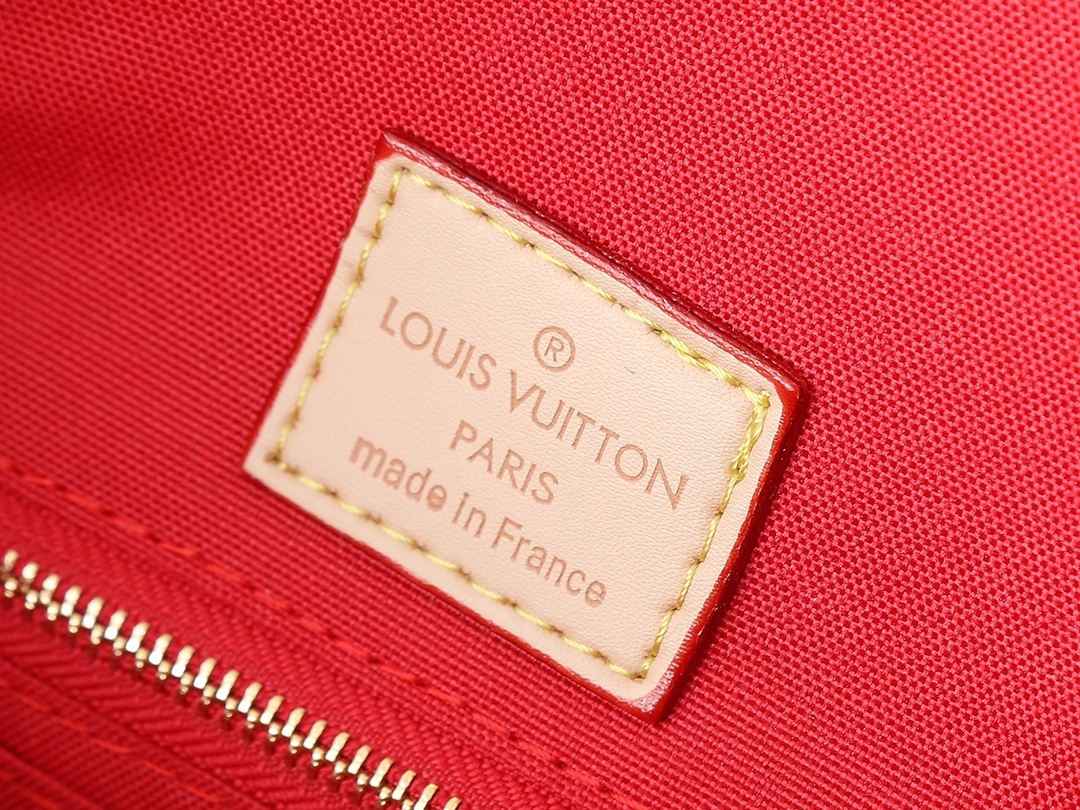 LOUIS VUITTON ルイヴィトン OnTheGo ハンドバッグ