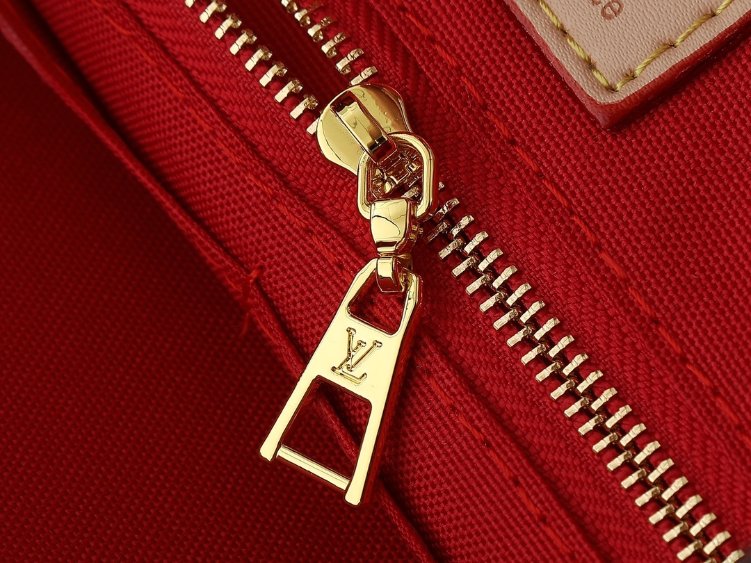 LOUIS VUITTON ルイヴィトン OnTheGo ハンドバッグ