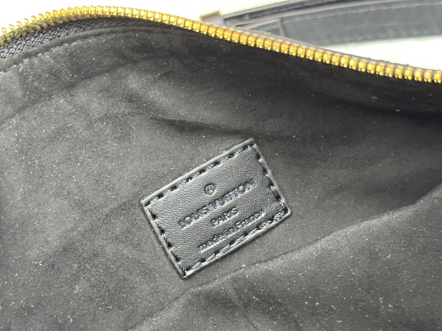 LOUIS VUITTON ルイヴィトン Side Trunk PM ショルダーバッグ