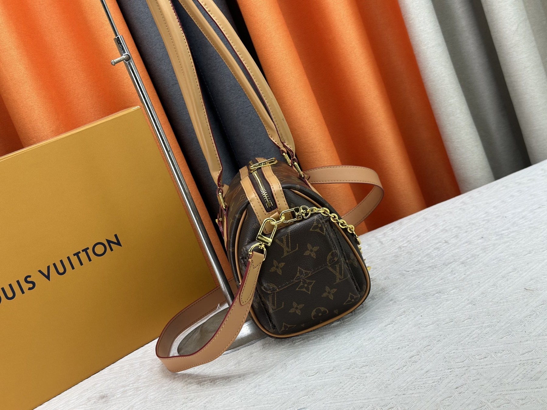 LOUIS VUITTON ルイヴィトン Speedy Cargo ハンドバッグ