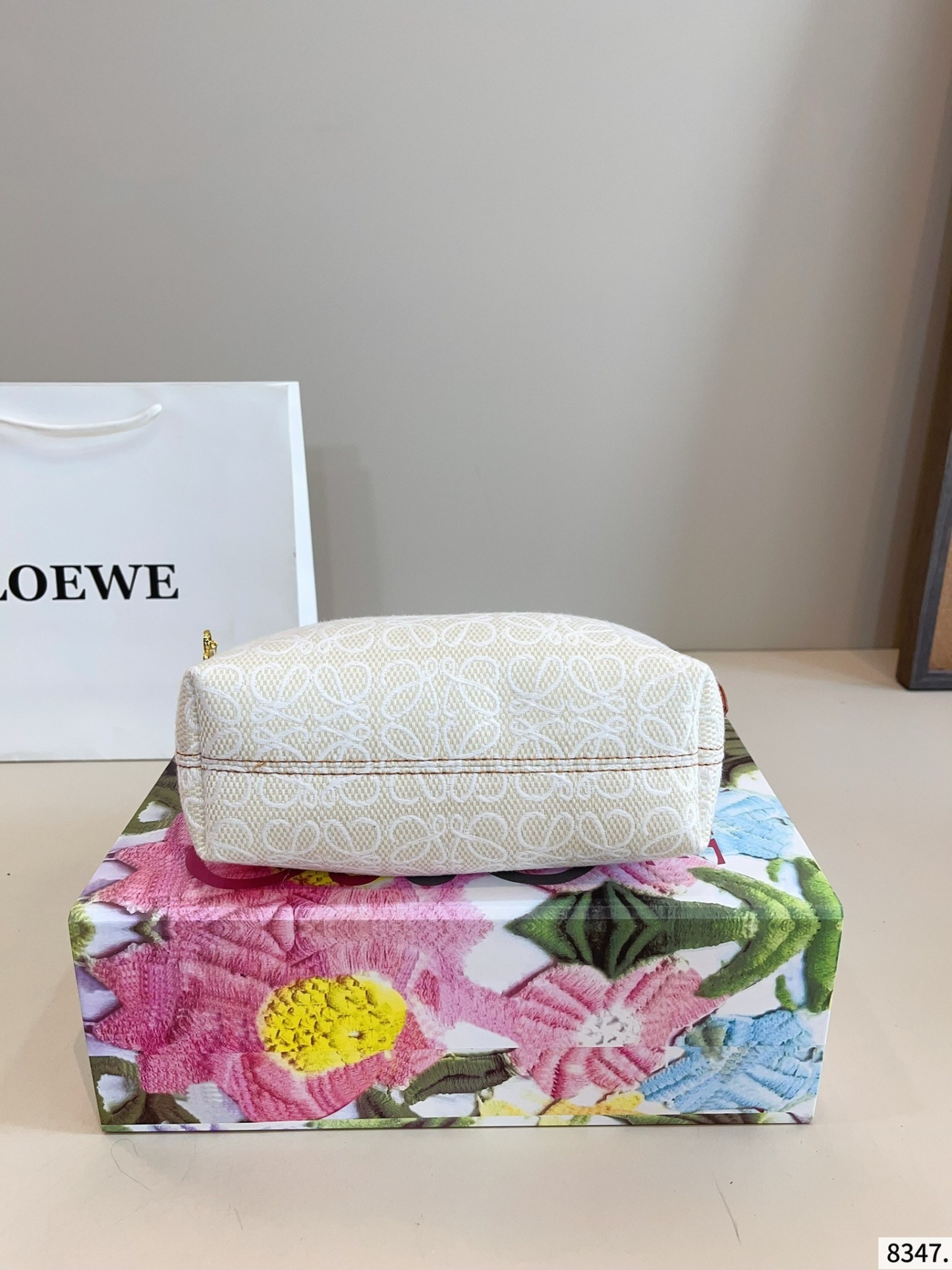 【LOEWE旗艦店】ロエベ デニングのバッグ ハンドバッグ