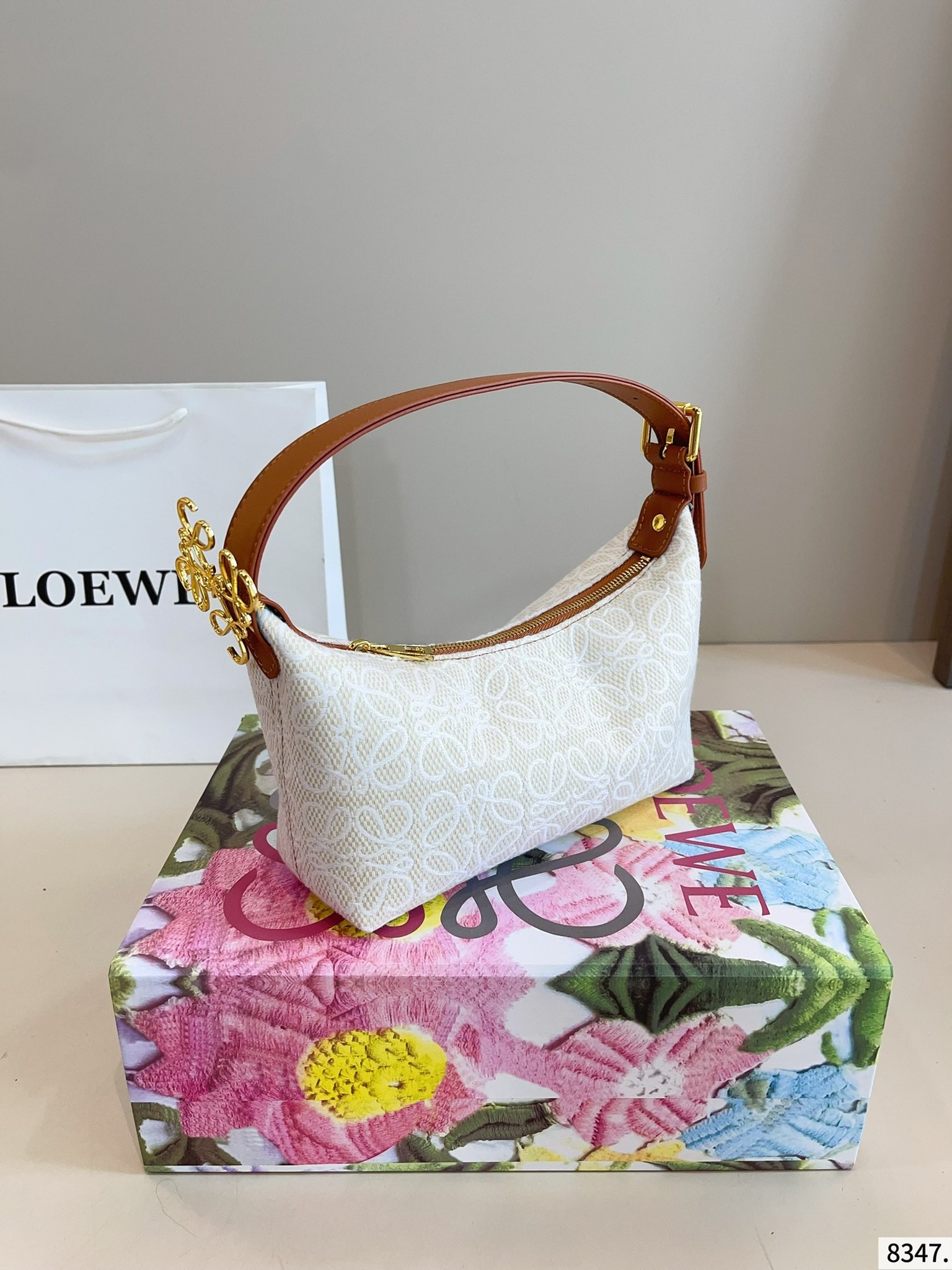 【LOEWE旗艦店】ロエベ デニングのバッグ ハンドバッグ
