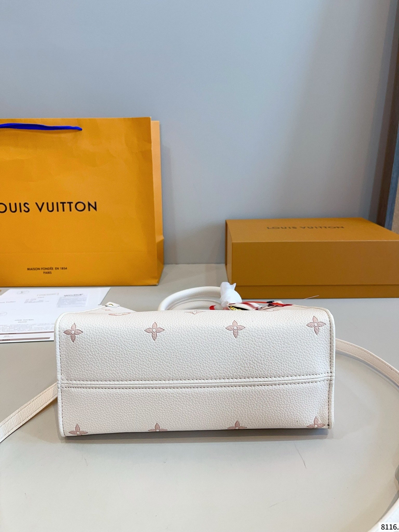 LOUIS VUITTON ルイヴィトン OnTheGo ハンドバッグ M14403