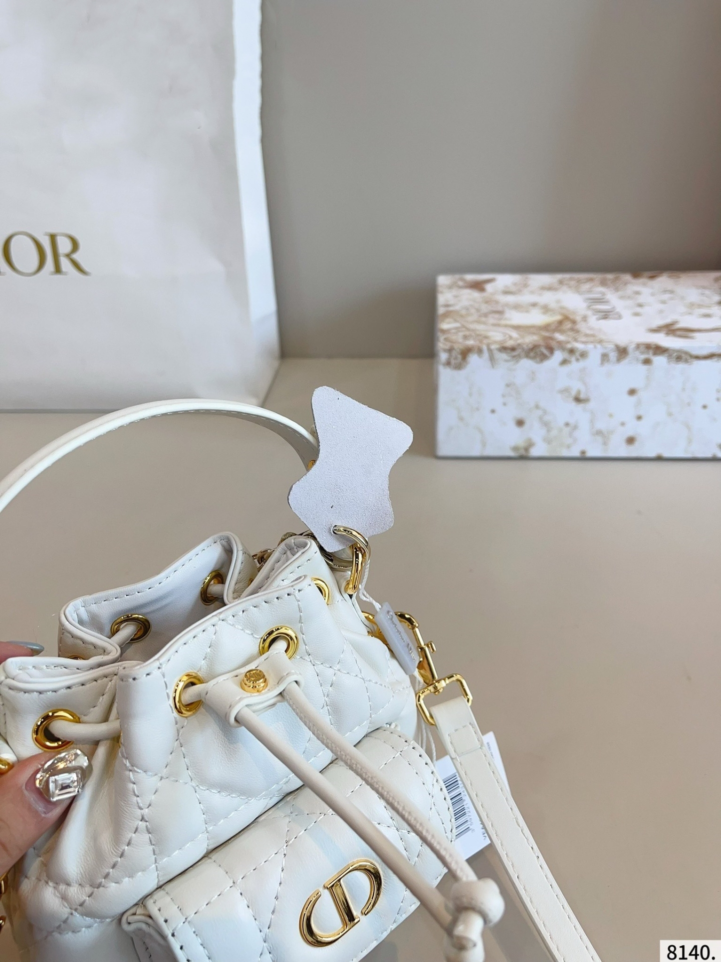 【DIOR公式旗艦店】ディオール caro 新しいバケツバッグ