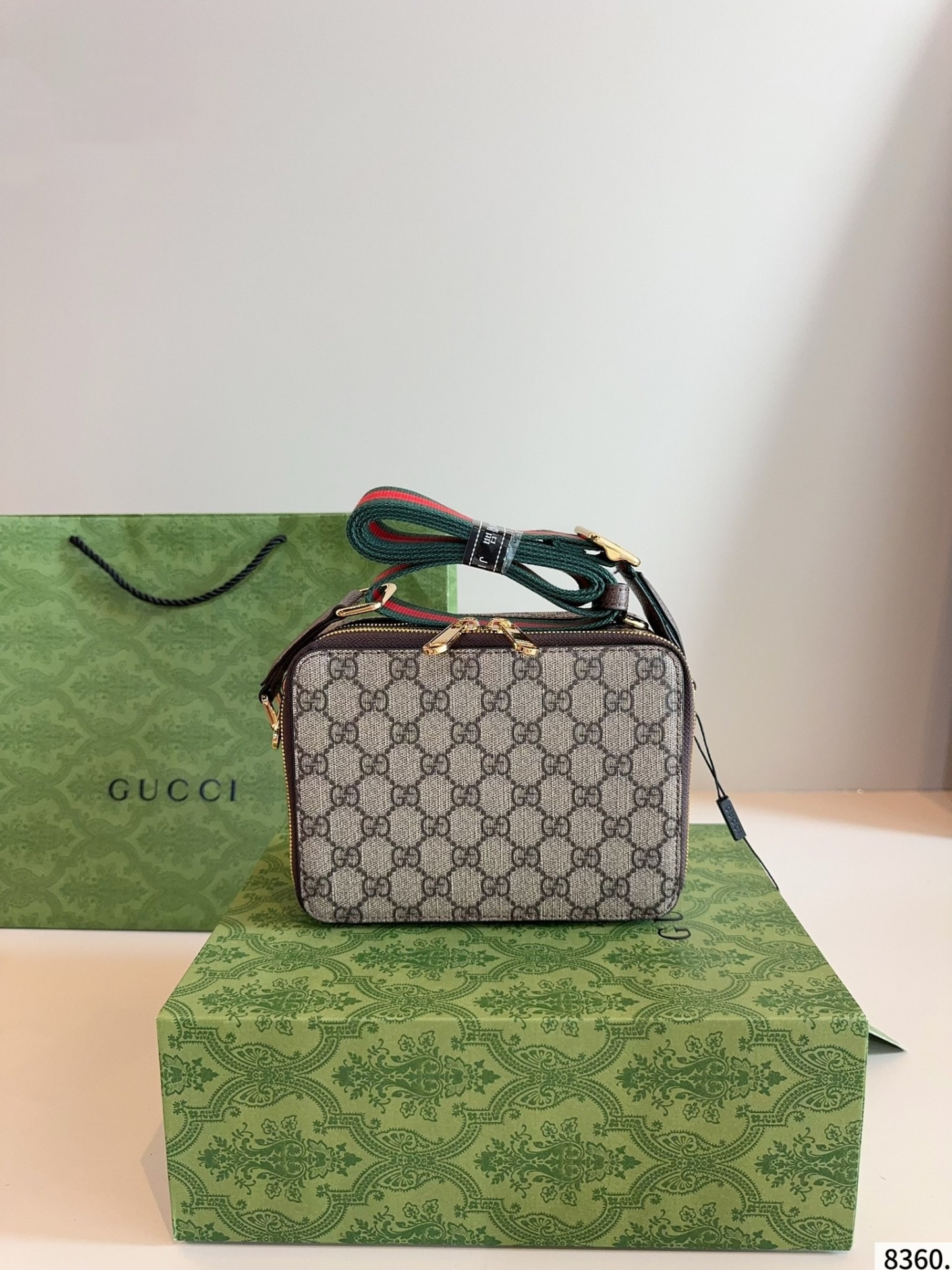【GUCCI公式旗艦店】グッチ ★大人気 Marmont カメラバッグ