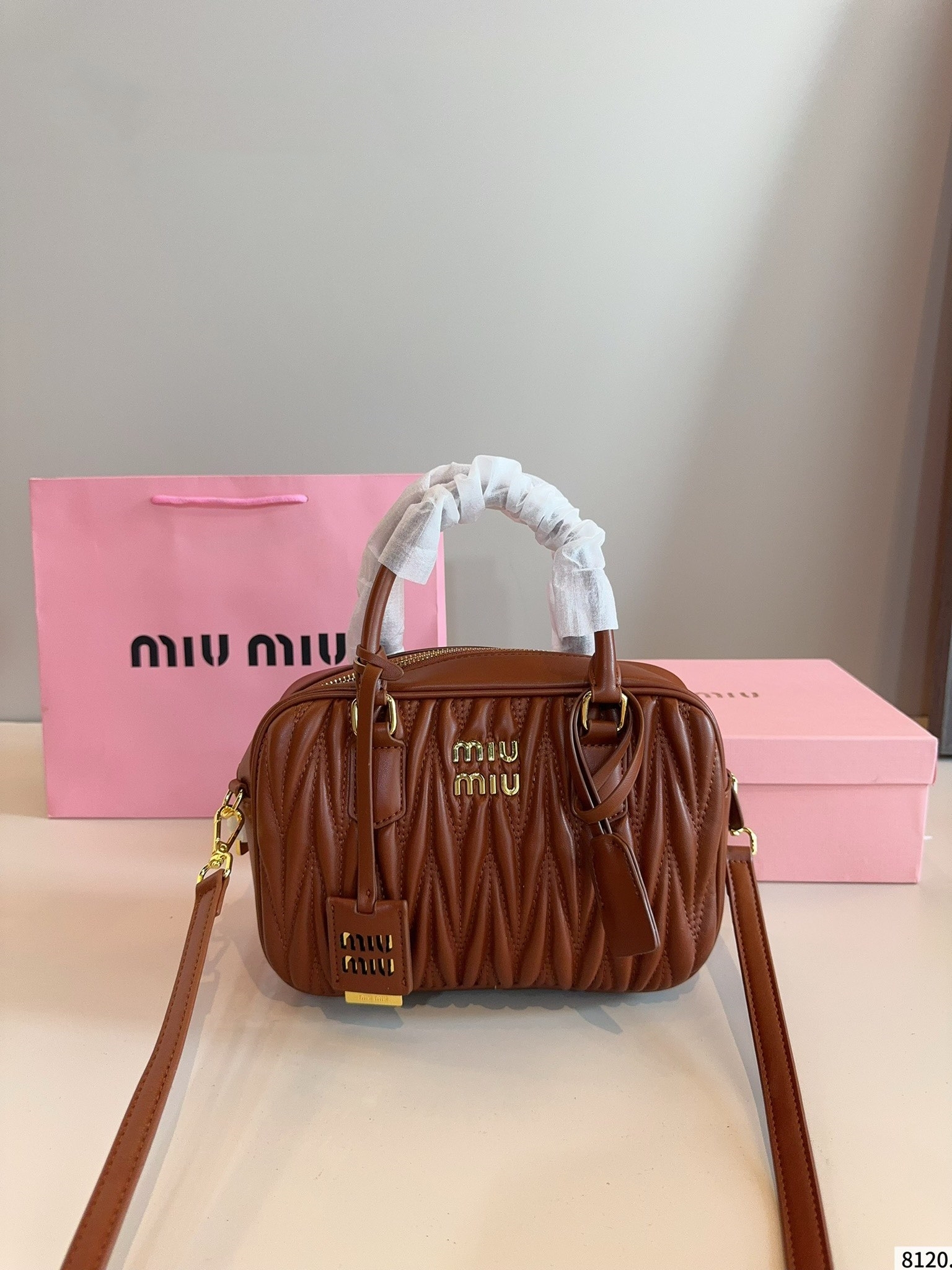 【MIU MIU公式旗艦店】ショルダーバッグ ★大人気★完売確実の売れ筋★ 9色