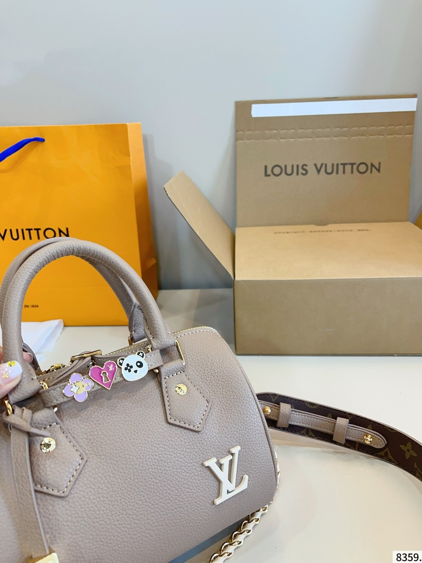 LOUIS VUITTON ルイヴィトン  SPEEDY Retiro ショルダーバッグ 5色