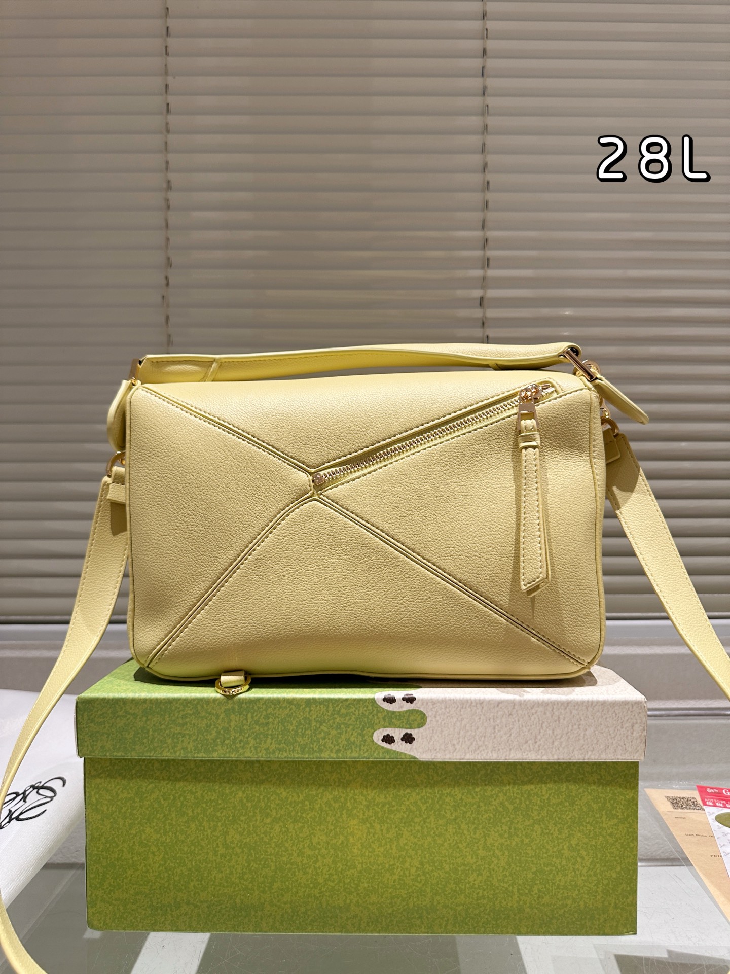 【LOEWE公式旗艦店】ロエベ クラシックショルダーバッグ
