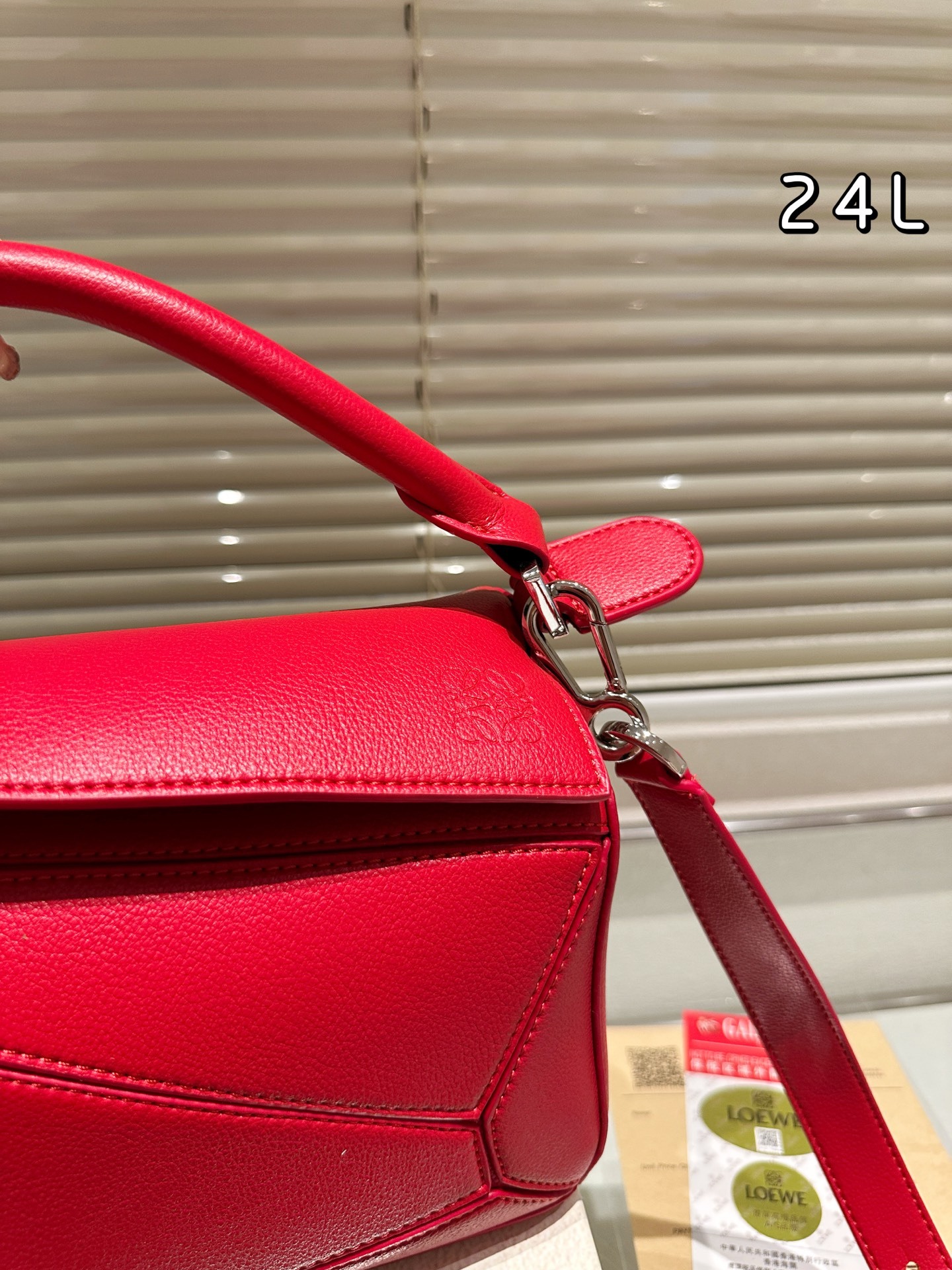 【LOEWE公式旗艦店】ロエベ クラシックショルダーバッグ